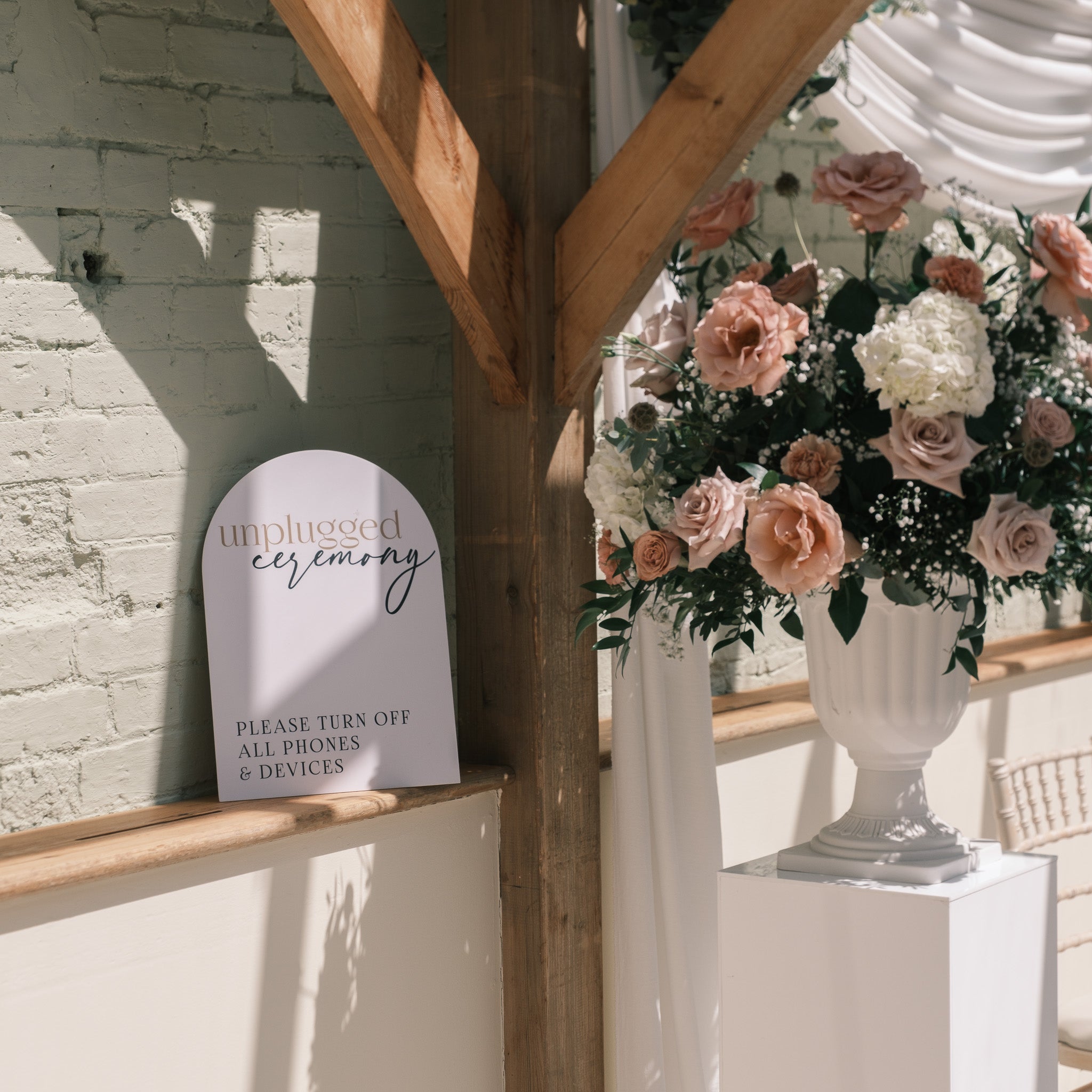Minimal Unplugged Ceremony sign