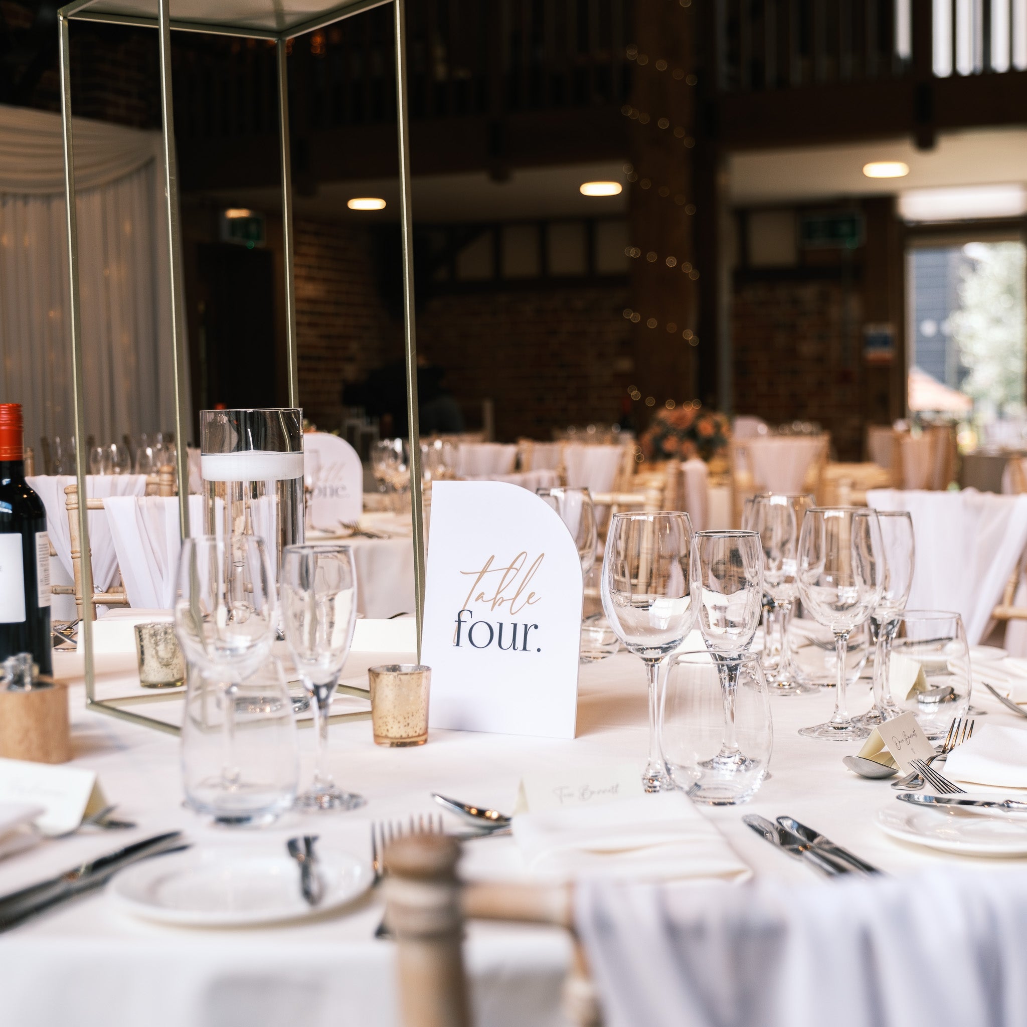 Modern table number signs