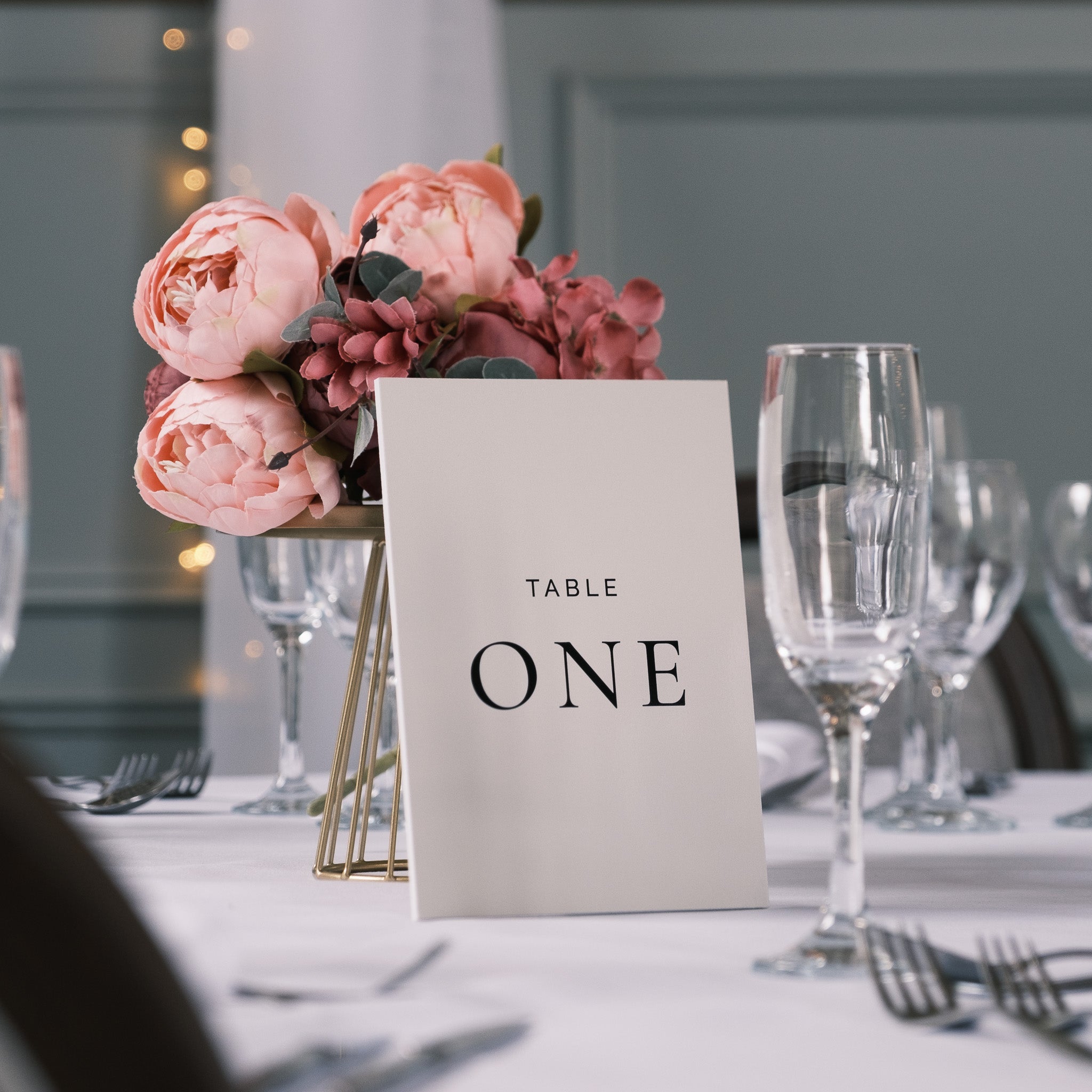 Minimal style table sign