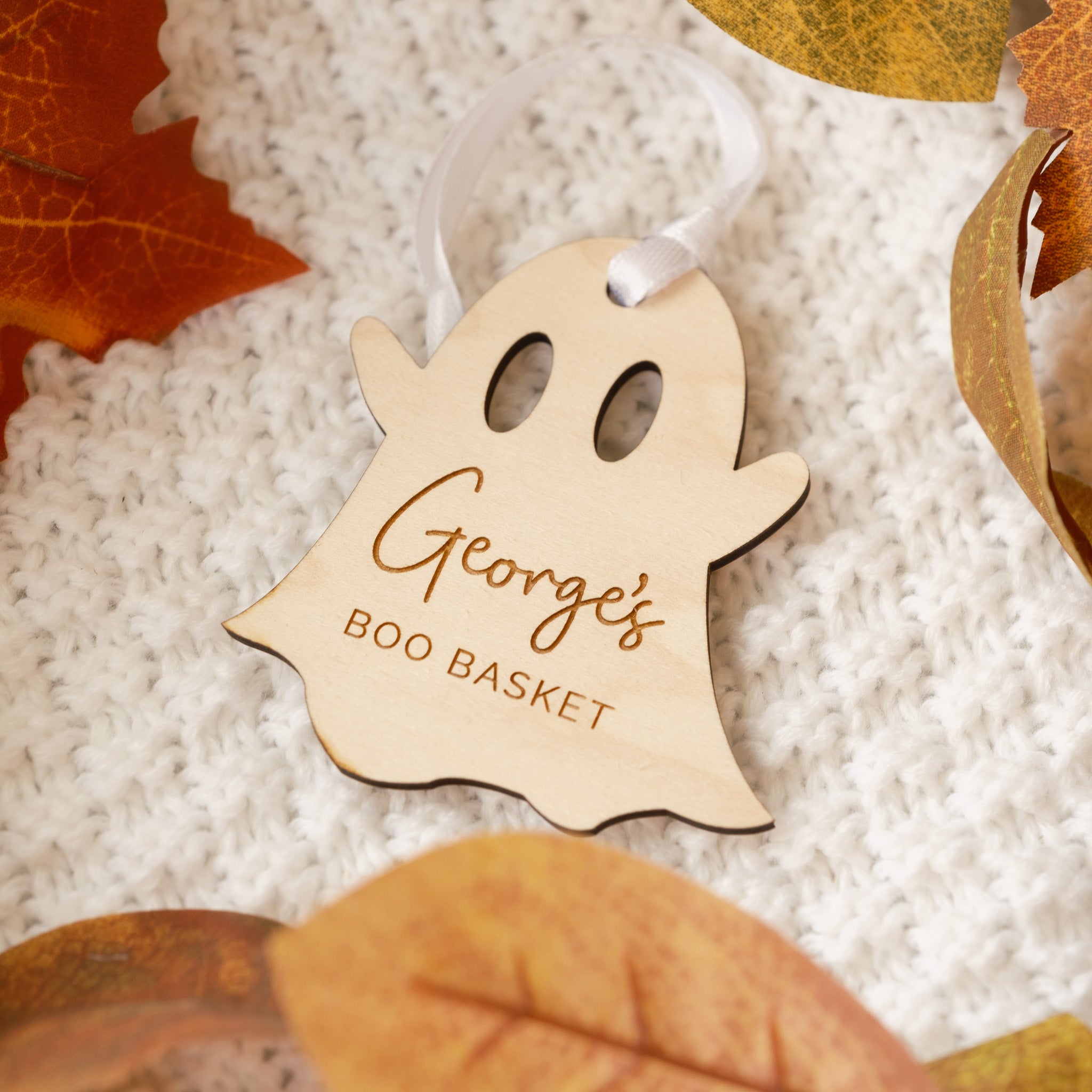 Ghost-shaped wooden ornament Boo Basket name tag