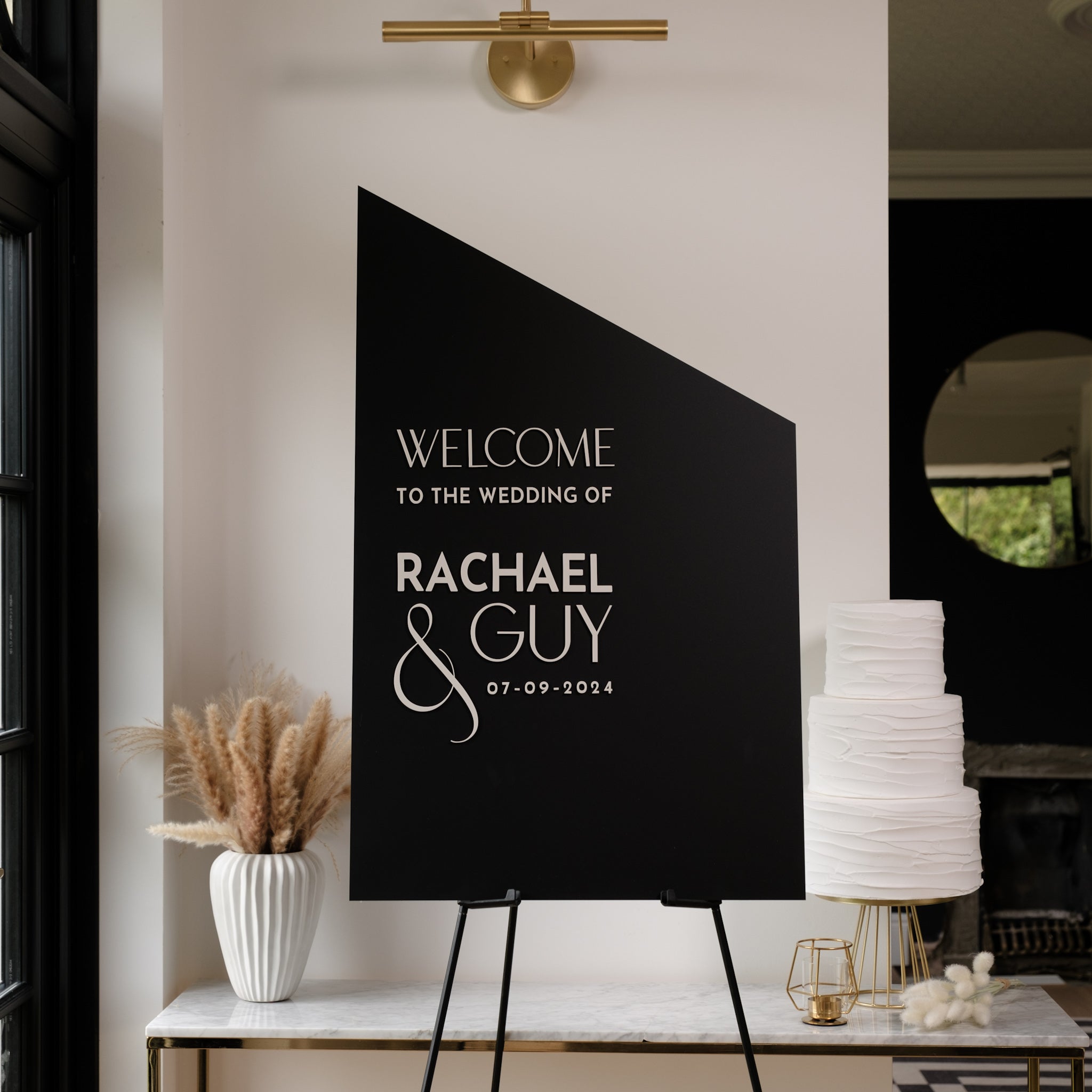welcome sign