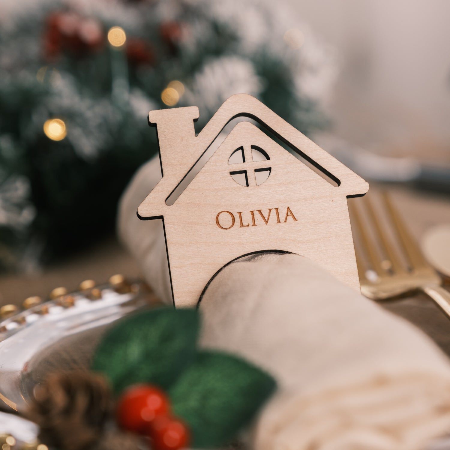 Christmas table decor place names