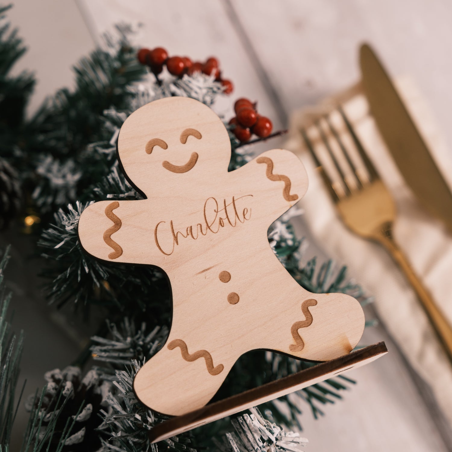 christmas ornaments with names