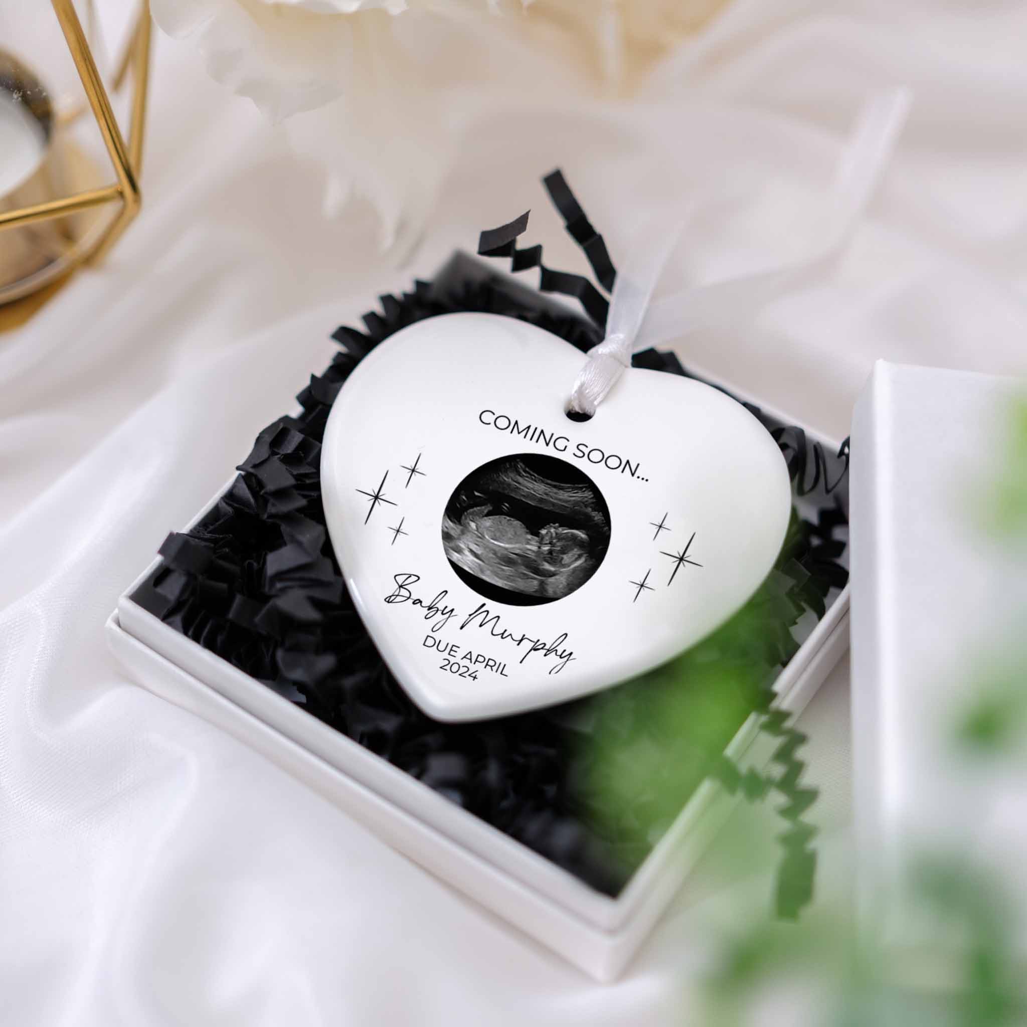 Pregnancy announcement gift