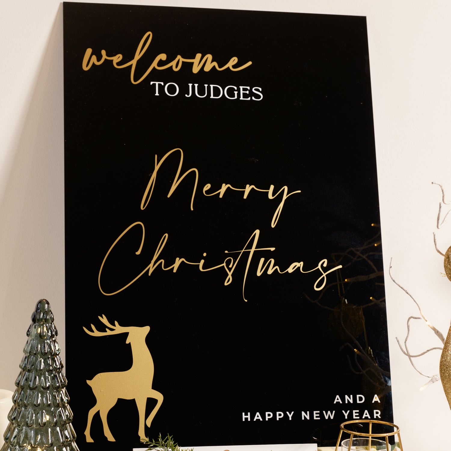 corporate christmas event restaurant decor