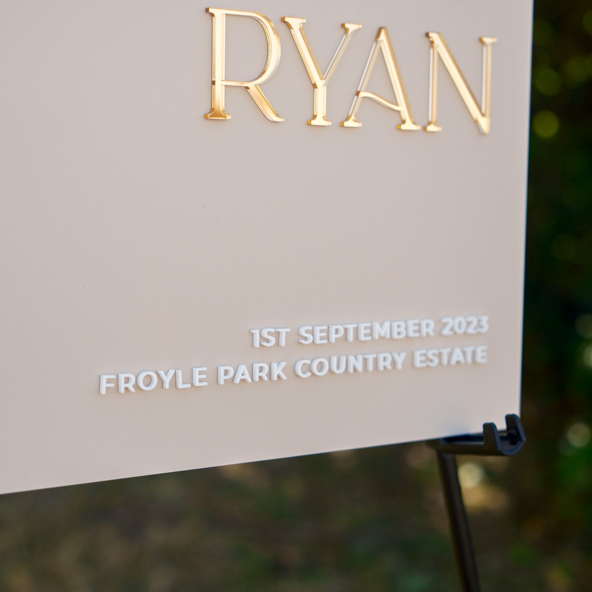 Neutral wedding sign