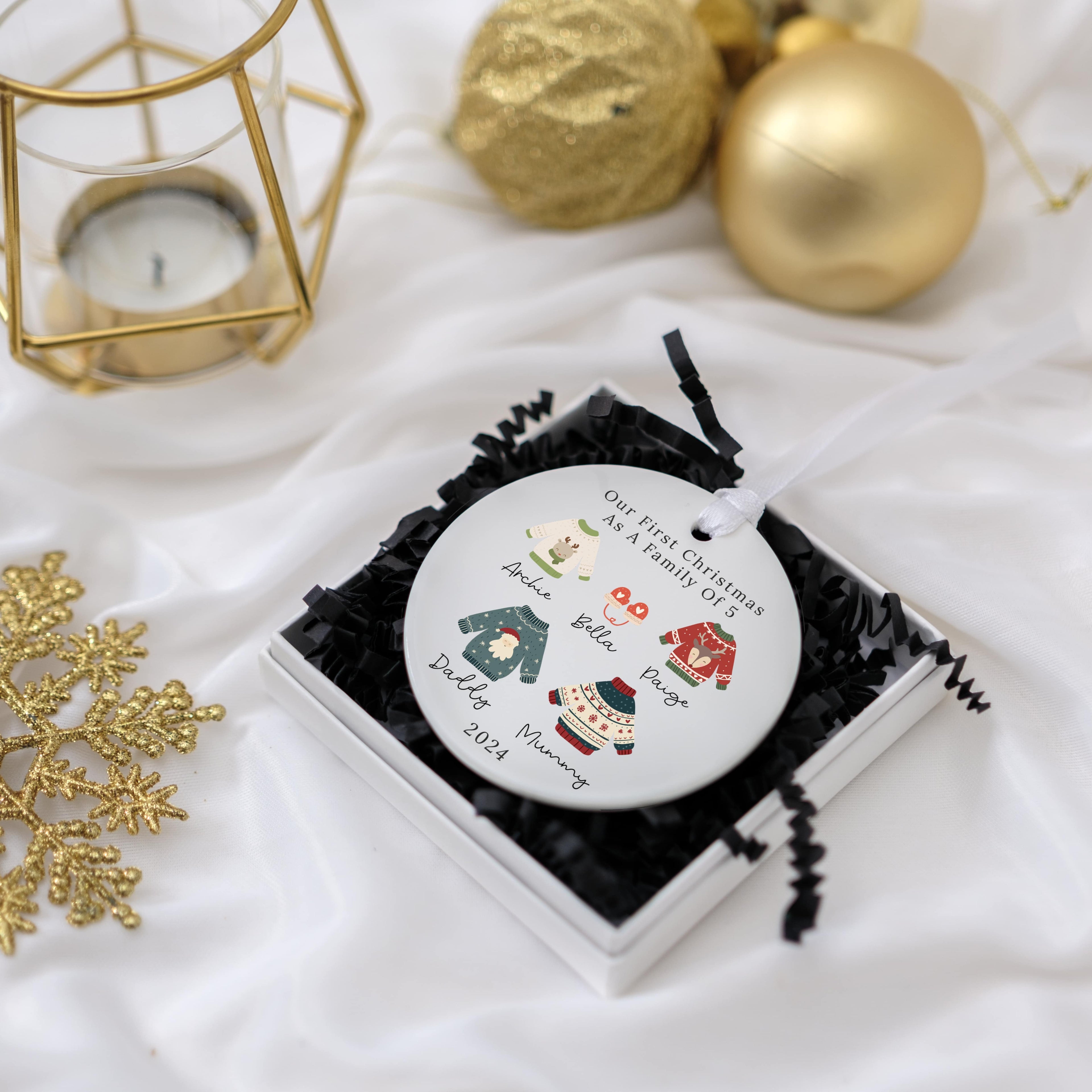 Personalised family christmas bauble