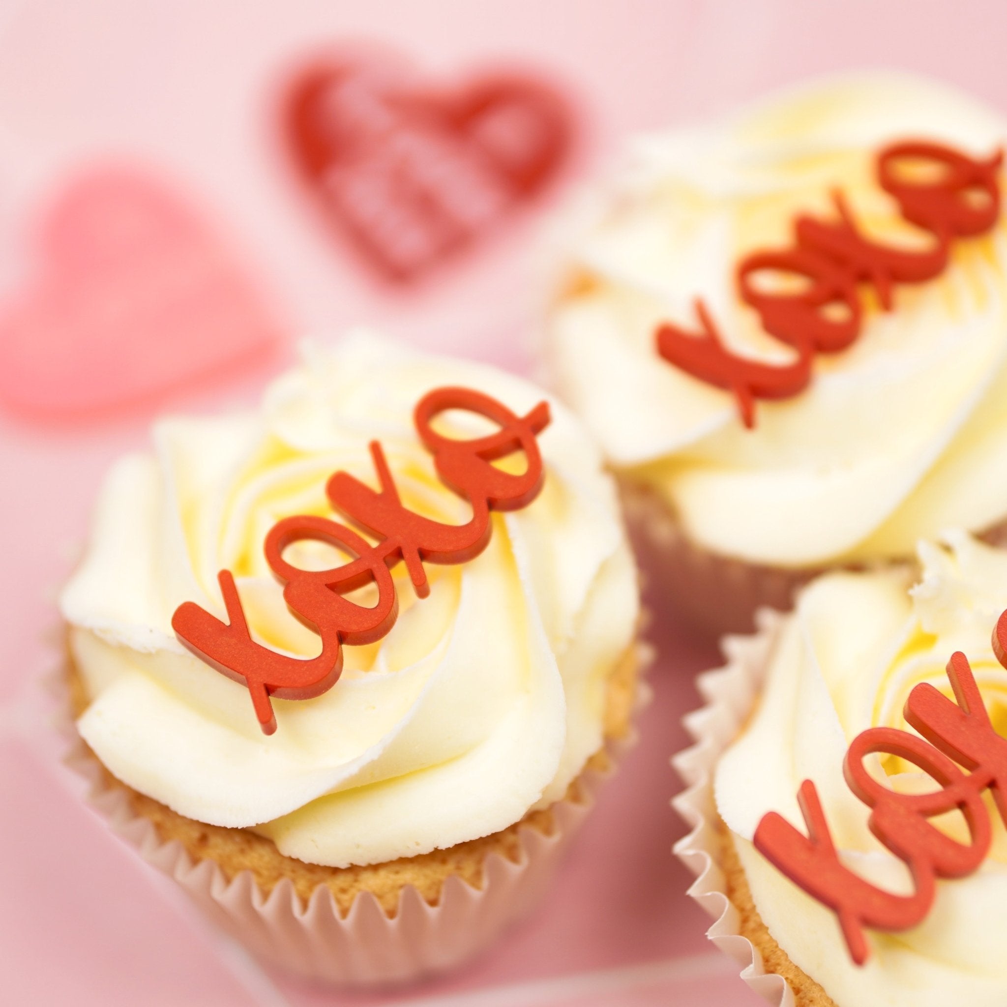 Valentines cake decoration