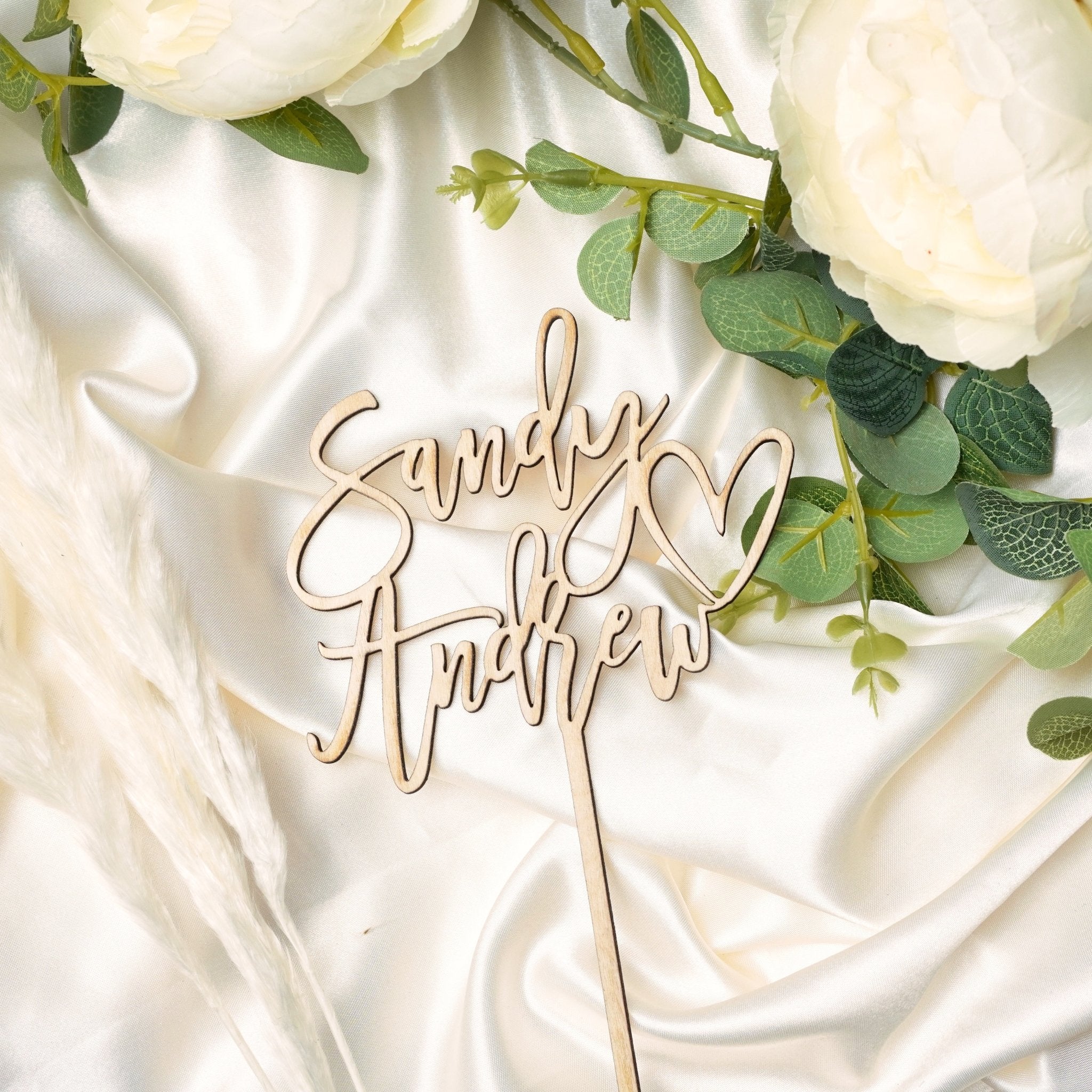 Personalised cake topper with heart