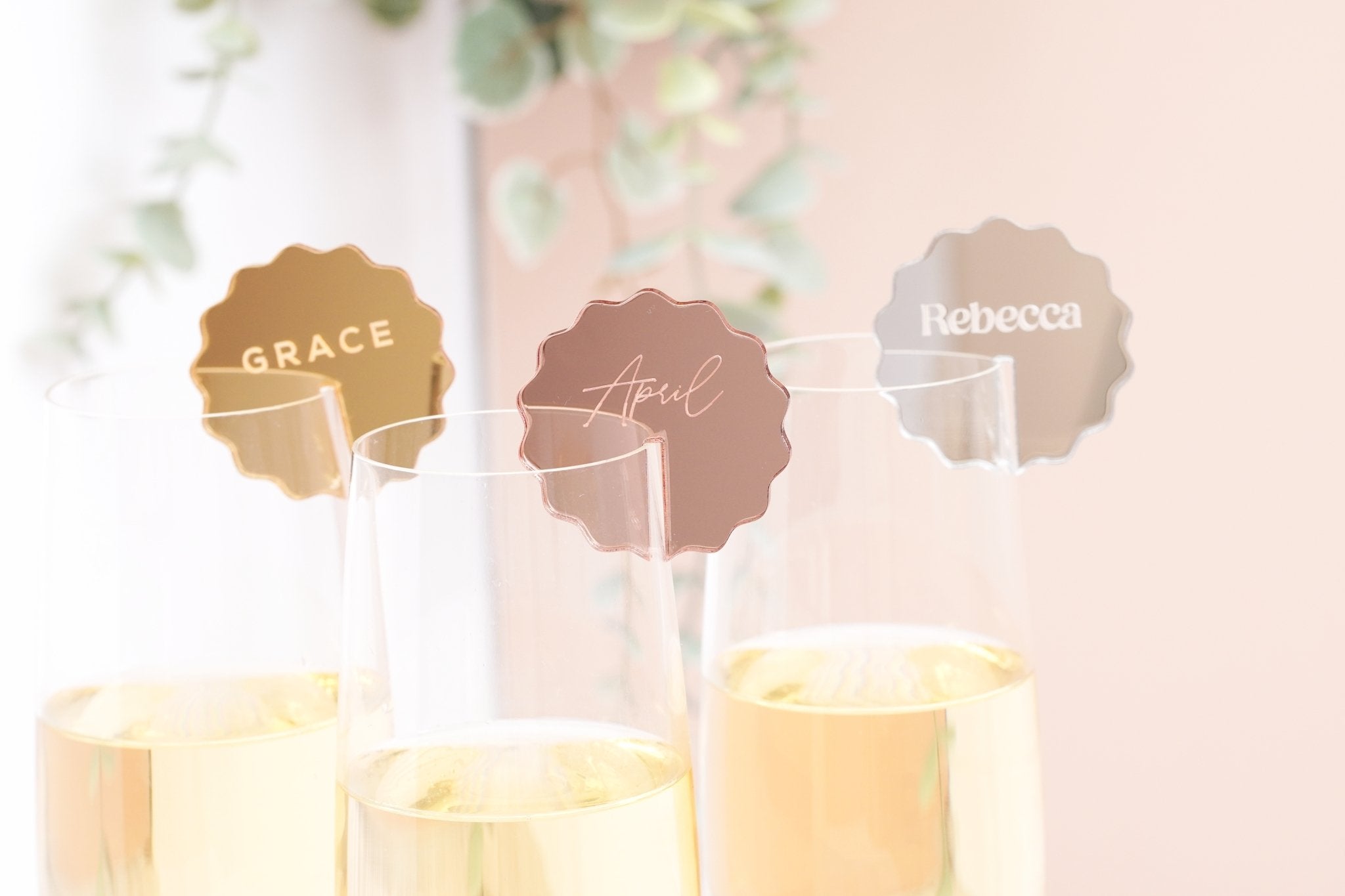 Drink charm place settings