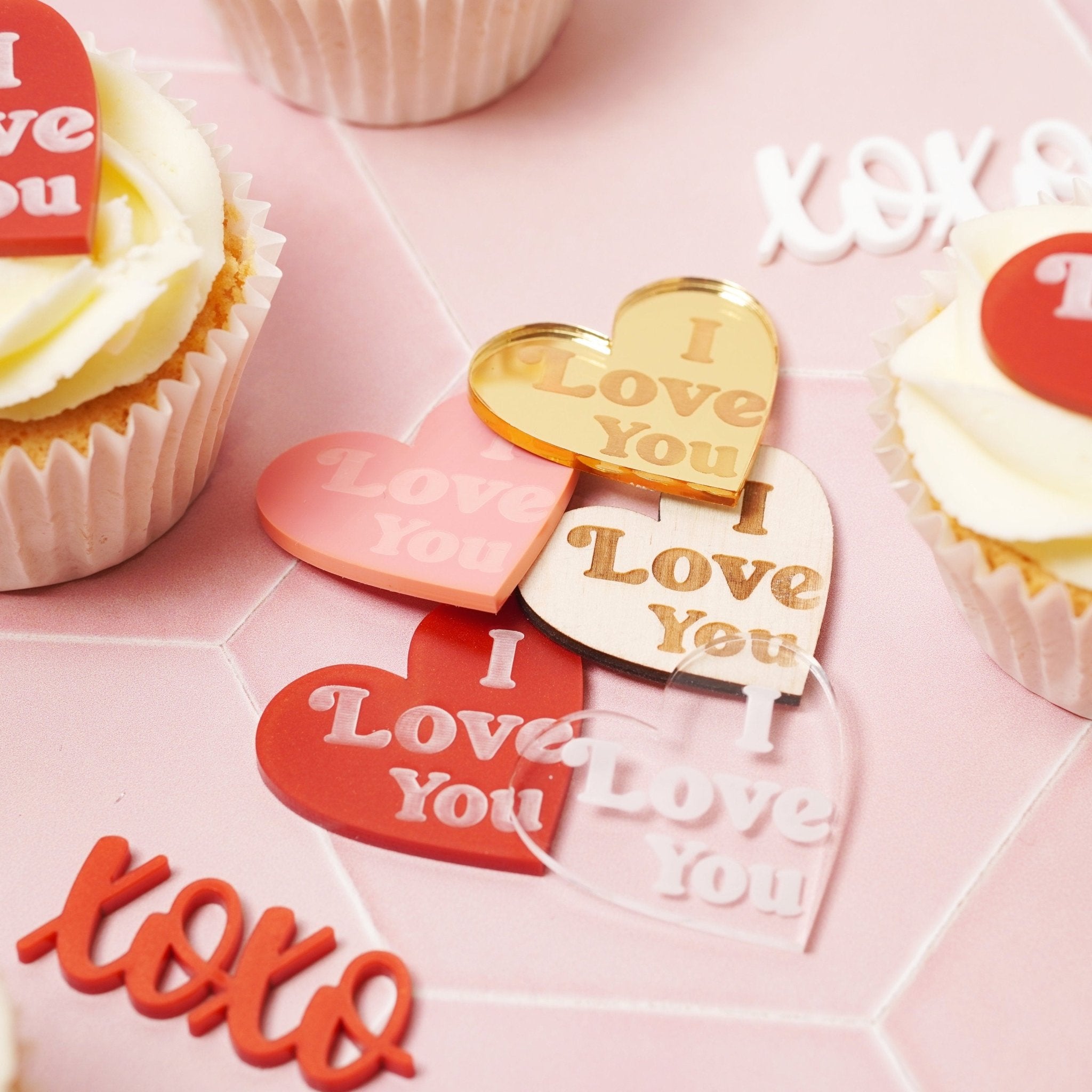 Valentines cake charm
