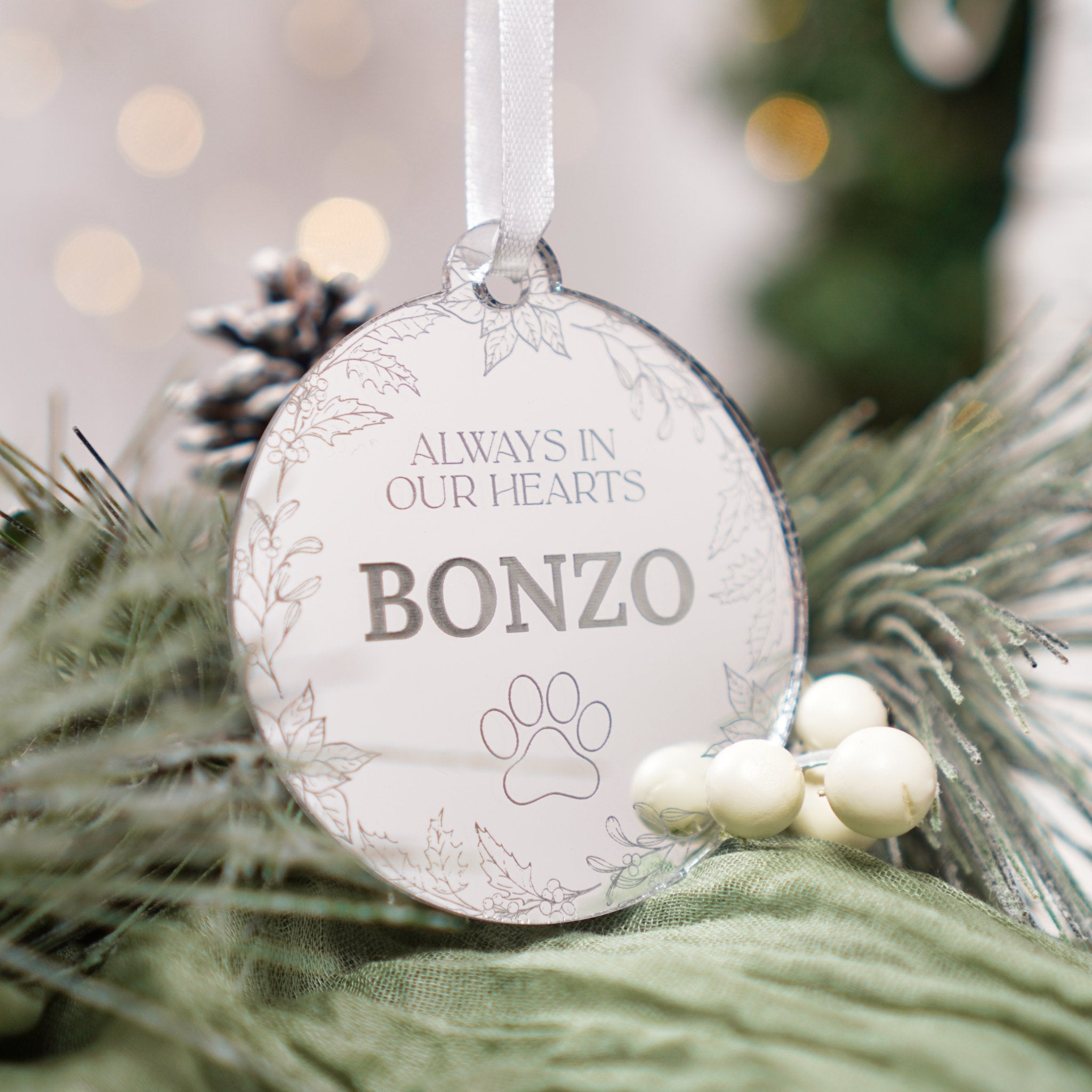 ersonalised Dog Memorial Christmas Bauble