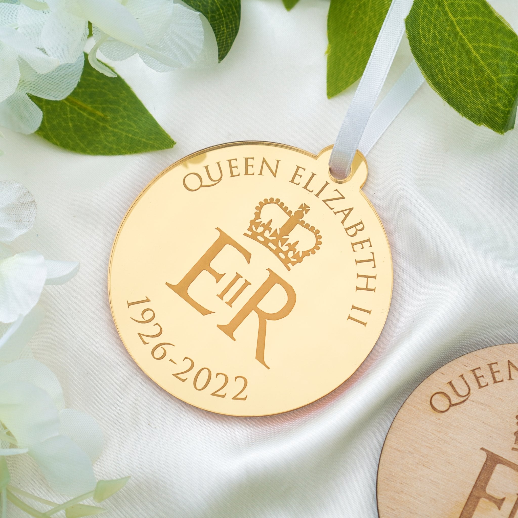 Queen Elizabeth II Memorial Decoration