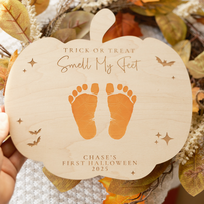 trick or treat smell my feet decorative halloween keepsake photo prop