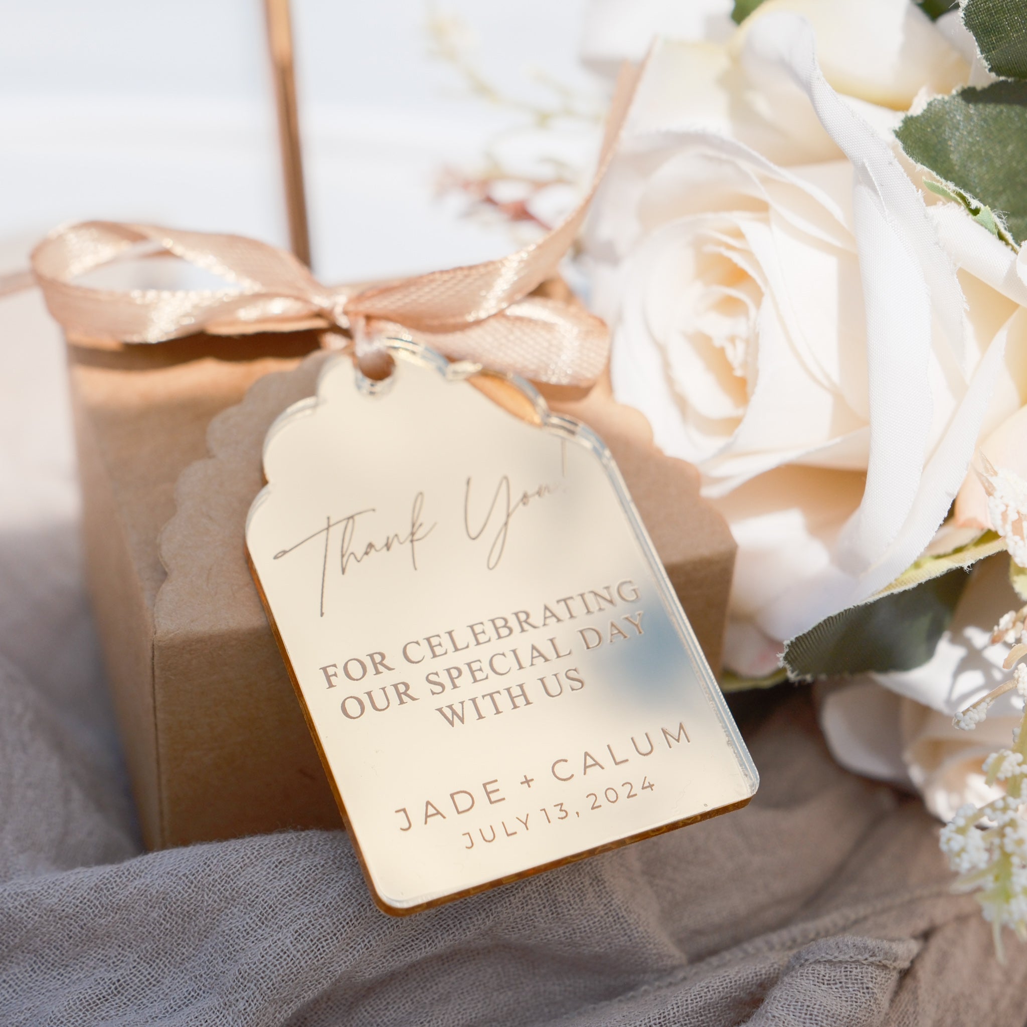Party favours with box