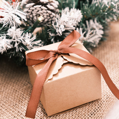 Box and ribbon
