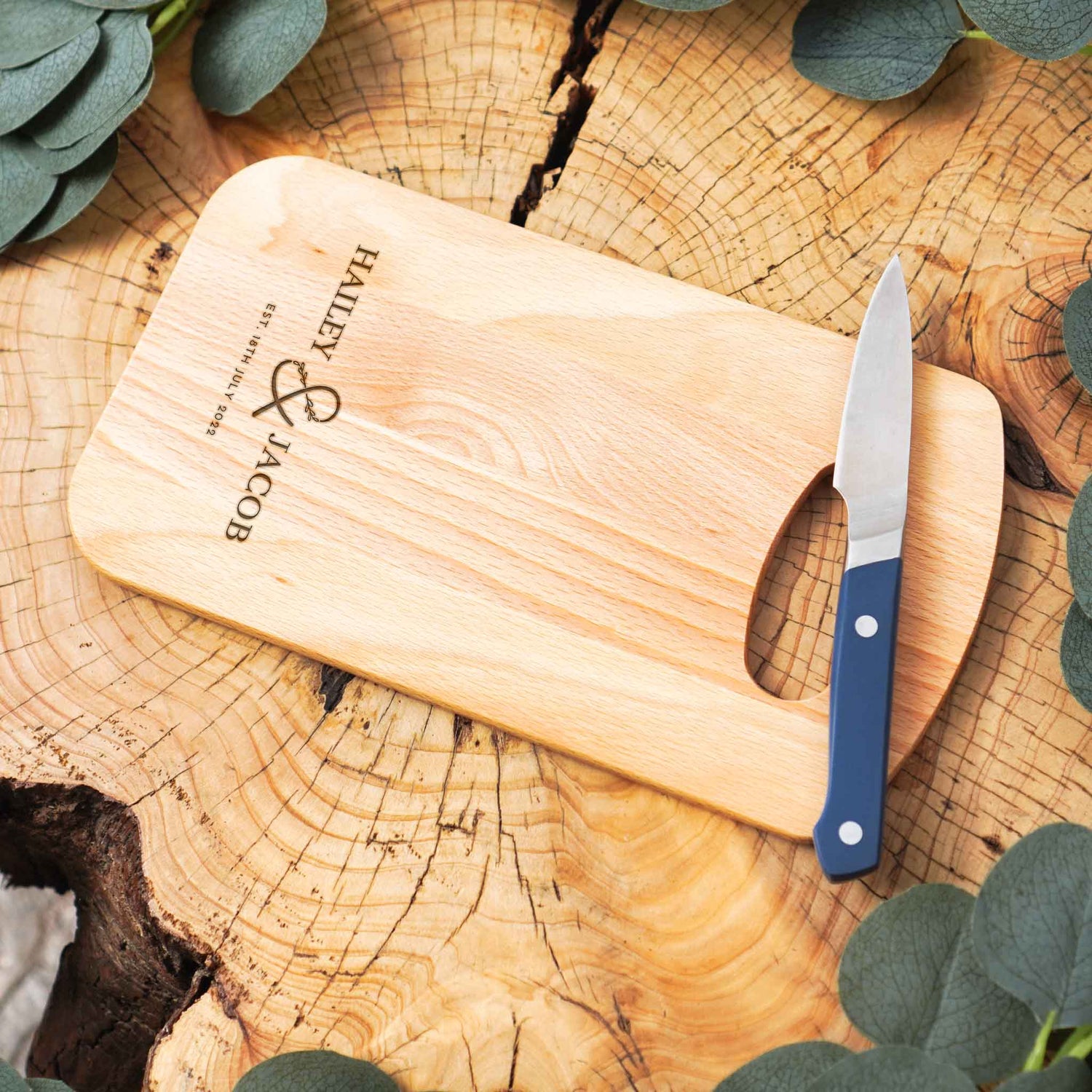 Customised wooden cutting board
